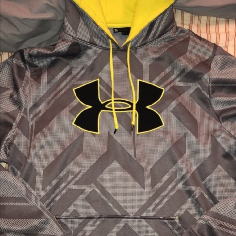 Under Armour Hoodie